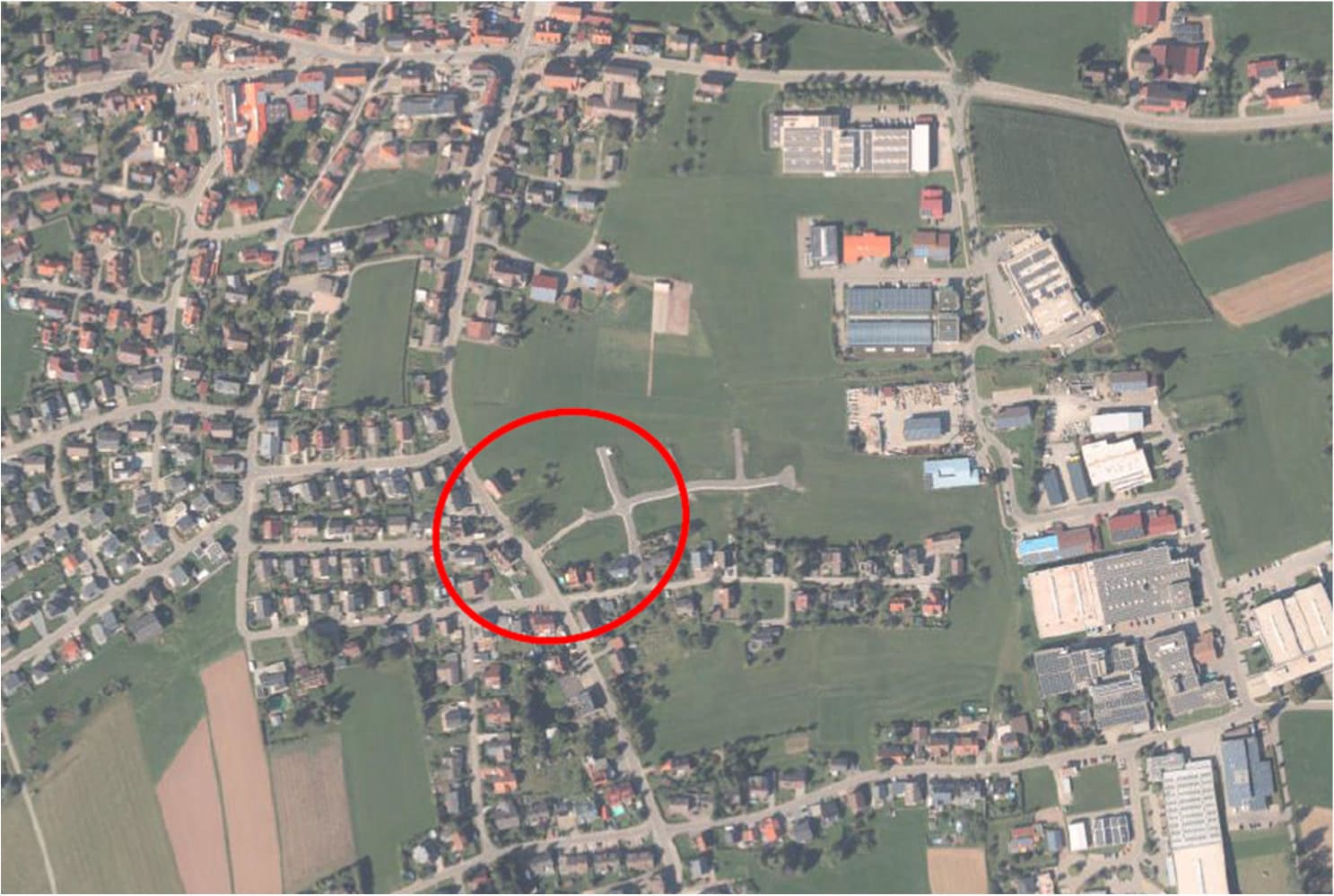 Luftbild von Hardt, das Baugrundstück Heimatblick ist rot markiert